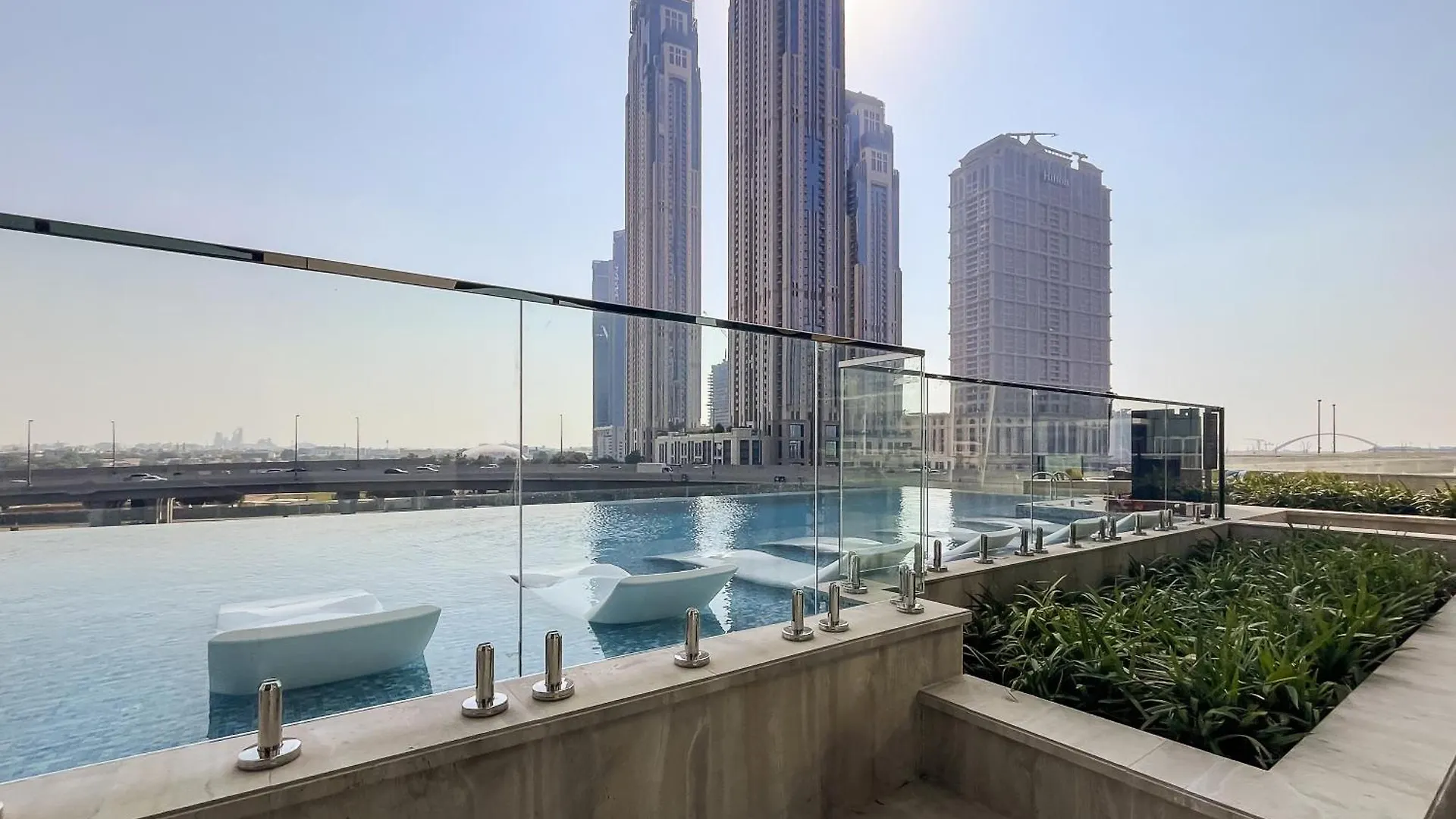Bright & Beautiful 1-Br Missoni Urban Oasis Lejlighed Dubai